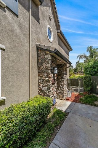19415 Opal Ln, Santa Clarita, CA 91350-3244