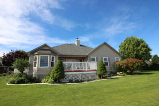 24105 Clodfelter Rd, Kennewick WA  99338-7444 exterior