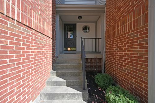 1567 Shady Cove Ln, Florence, KY 41042-1049