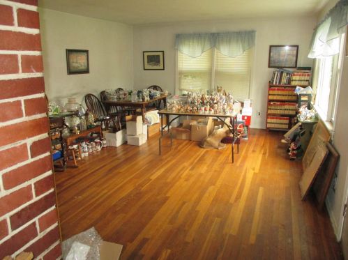 112 Tolend Rd, Dover NH  03820-5503 exterior