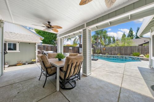 128 Bittercreek Dr, Folsom CA  95630-2364 exterior