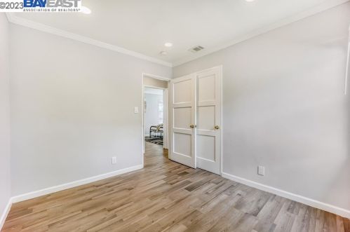 646 Paseo Del Rio, San Lorenzo CA  94580-1512 exterior