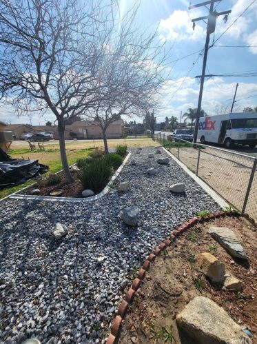 7541 Newcomb St, San Bernardino, CA 92410-4333