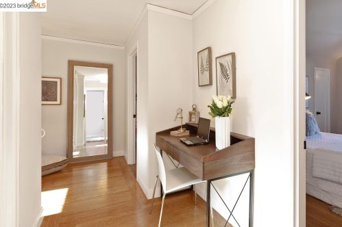 1906 Hoover Ave, Oakland CA  94602-1922 exterior