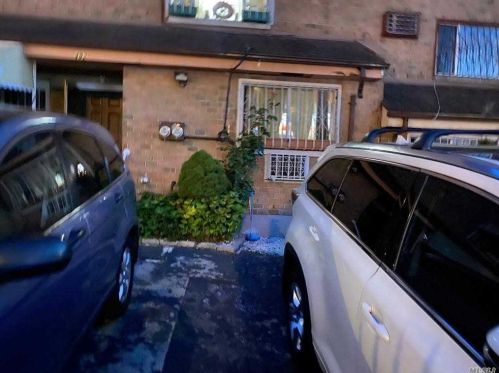 492 Claremont Pkwy, Bronx, NY 10457-8306