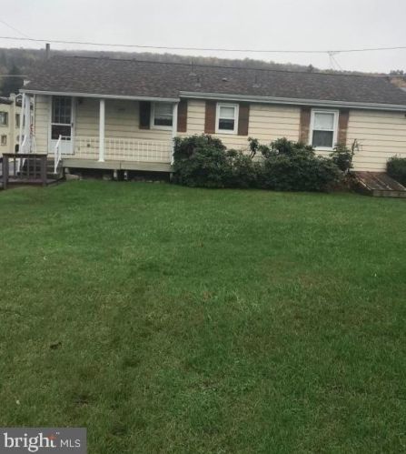 1901 Centre St, Ashland, PA 17921-1010