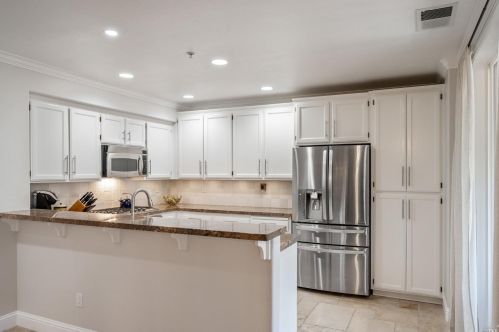 416 Emily Rose Cir, Windsor CA  95492-7732 exterior