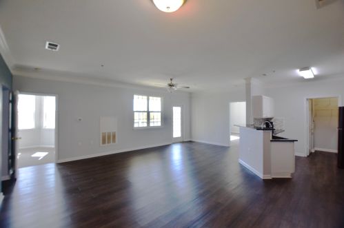 1505 Cambridge Lakes Dr, Mount Pleasant SC  29464-7301 exterior