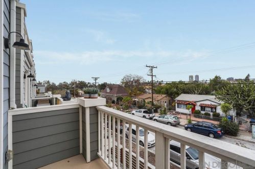 911 27 St, San Diego CA 92102-1013 exterior