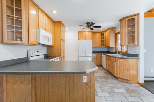 33 Gail Ln, Poughquag NY  12570-5034 exterior