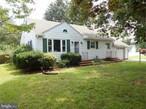 1681 Taylor Dr, Dover, DE 19901-5137