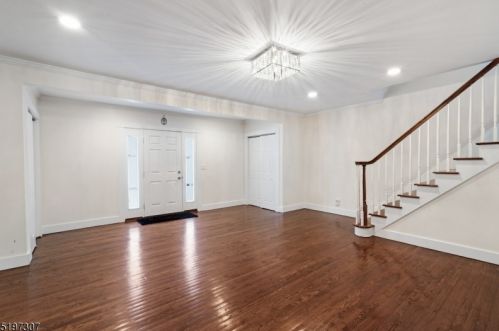 708 Sheridan Ave, Roselle, NJ 07203-2240