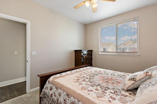 915 Mayport Dr, West Pittsburg CA  94565-4494 exterior