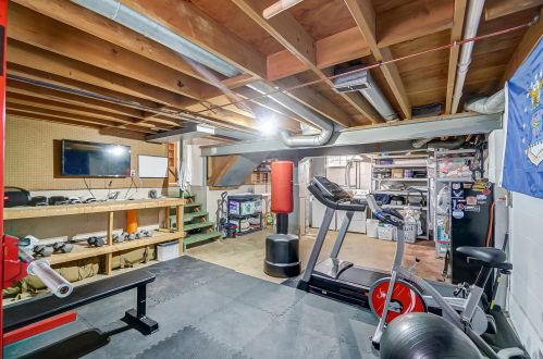 769 Brookdale Dr, West Jefferson OH  43162-1057 exterior