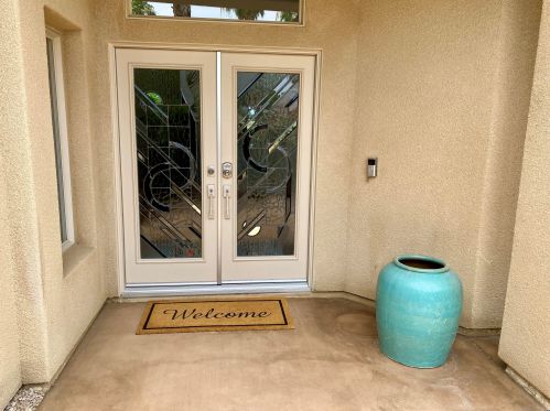 88 Kavenish Dr, Rancho Mirage CA  92270-3247 exterior
