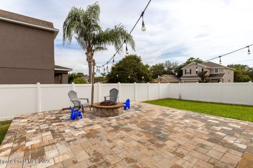 613 Hollow Glen Dr, Titusville FL  32780-3279 exterior