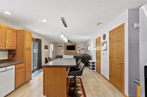 401 Highview Dr, Bellefontaine OH  43311-9145 exterior