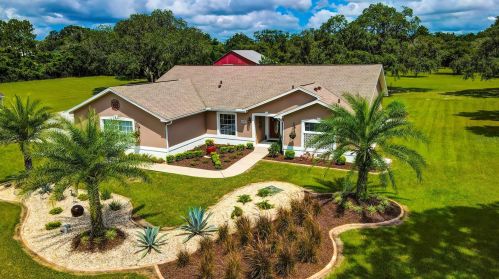 12317 Magnetic Dr, Brooksville, FL 34613-6860
