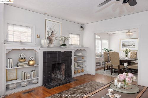 2545 Havenscourt Blvd, Oakland CA  94605-1970 exterior