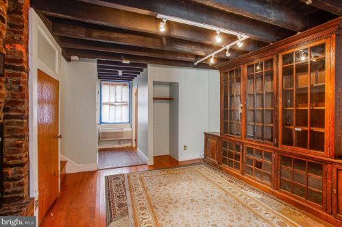 733 24th St, Philadelphia PA  19130-2539 exterior