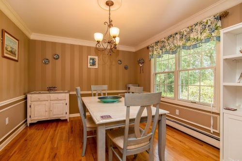 22 Little Harbor Rd, Mount Sinai NY  11766-1208 exterior