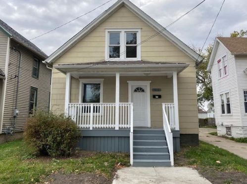 5816 21st Ave, Kenosha, WI 53140-3870