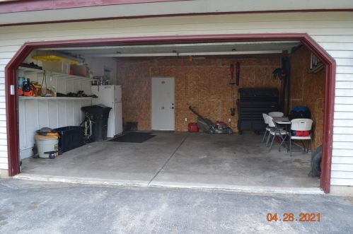 328 Foxmead Dr, Waterford WI  53185-4427 exterior