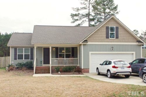 187 Gordon Rd, Selma, NC 27576-6859