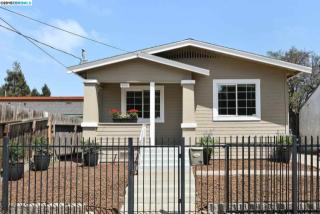 8818 Plymouth St, Oakland, CA 94621-1035