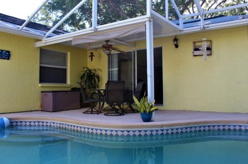 166 Shady Pine Ln, Nokomis, FL 34275-5223