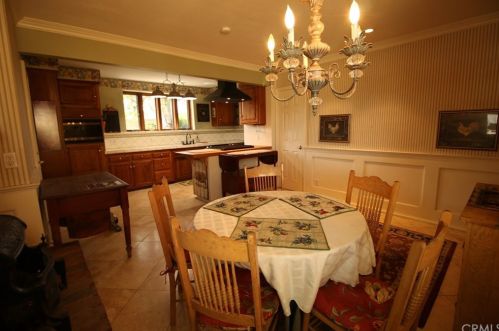 13141 Lewis St, Garden Grove CA  92843-2227 exterior