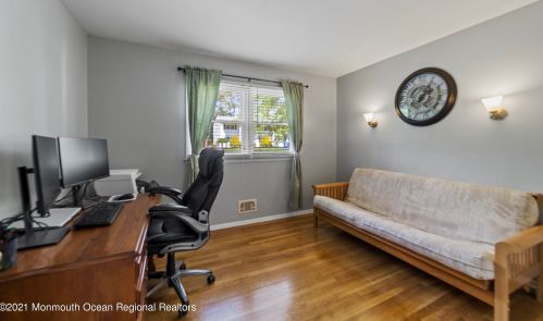 15 Sandburg Dr, Morganville NJ  07751-1428 exterior
