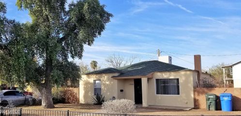 2542 12 St, Phoenix AZ 85086-7360 exterior