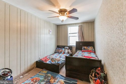 1092 Hopkins Ave, Manor PA  19036-1222 exterior