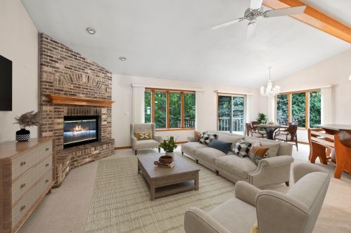 1019 Olympic Dr, Slinger, WI 53086-9355