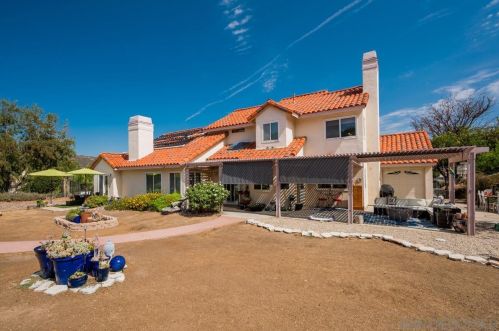 477 Summerhill Vw, Alpine CA  91901-2783 exterior