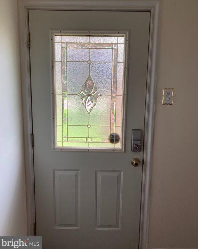 310 Maple Ave, Southampton PA  18966-3236 exterior