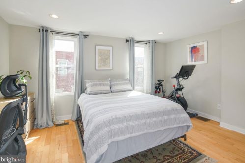 1613 Manton St, Philadelphia PA  19146-3029 exterior