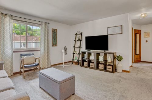 5602 Berry Ct, Greendale WI  53129-1807 exterior