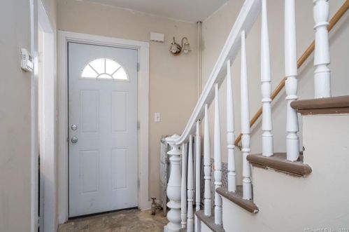 111 Eldridge St, Manchester CT  06040-5551 exterior