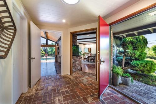 7190 Fircrest Ave, Sebastopol CA  95472-4430 exterior