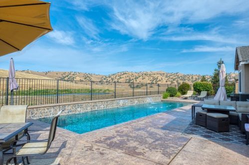 20260 Panoz Rd, Grayson, CA 95363-8534