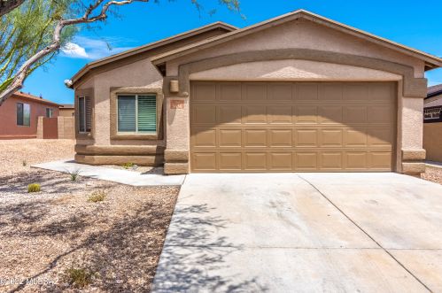 3636 Avenida Obregon, Tucson AZ  85746-7945 exterior