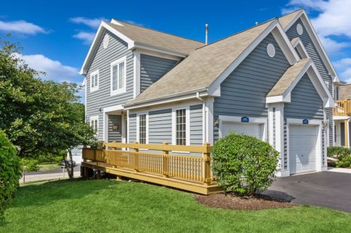 1059 Lakeland Way, Lake Geneva, WI 53147-5020