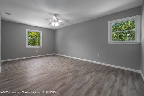 520 Wynnewood Rd, Lacey NJ  08731-1531 exterior