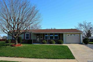 115 Yorkshire Dr, Navy Sup Dpt, PA 17055-3533