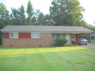 377 Mebanewood Dr, Leach, TN 38344-3005