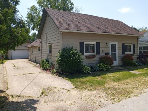 88 Richardson Ave, London, OH 43140-1331