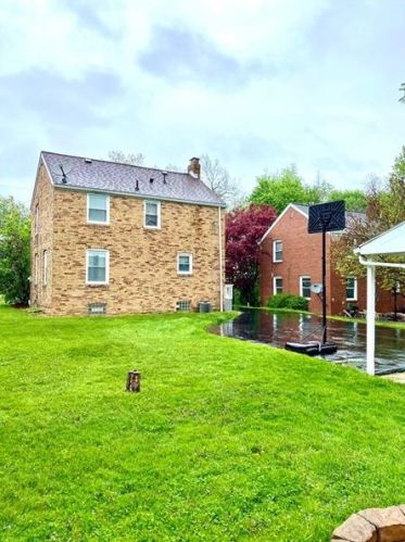 524 Wildwood Ave, New Castle PA  16105-2440 exterior