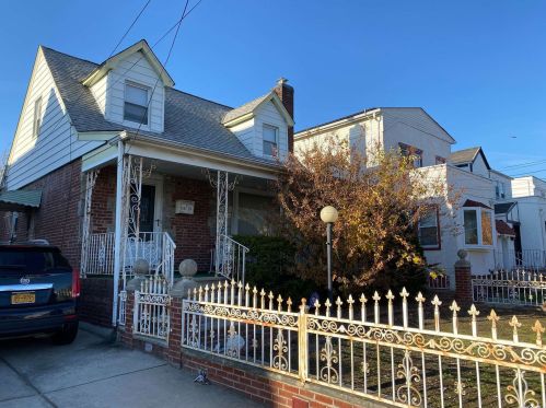 135-28 Francis Lewis Blvd, Jamaica, NY 11413-1673